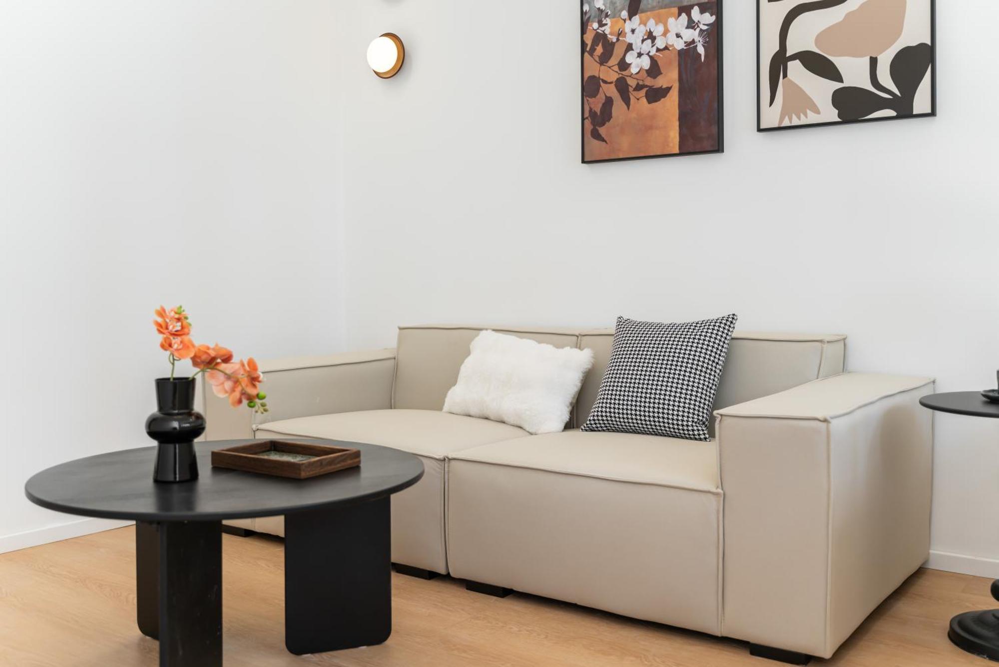 Shanghai Yi Du B&B - 150M Walk From Exit 5 Of Jiashan Road Metro Station מראה חיצוני תמונה